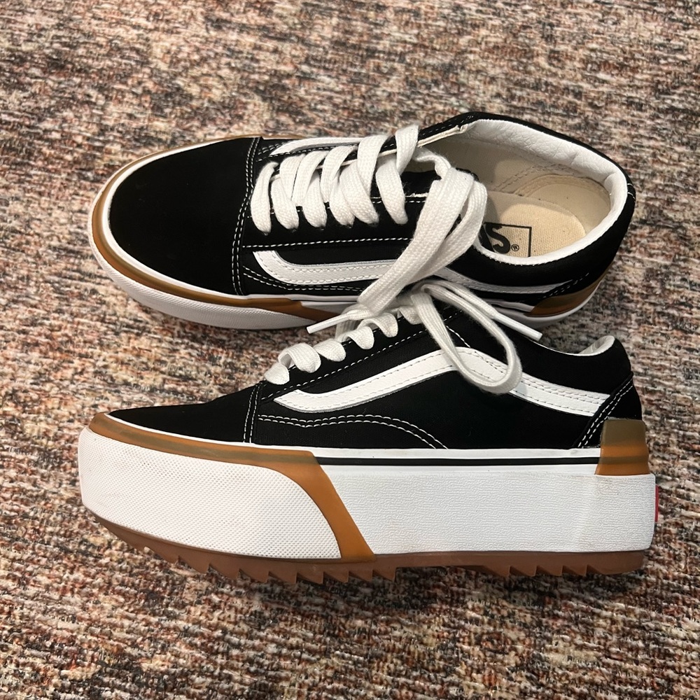 Vans platform shoes women size 6